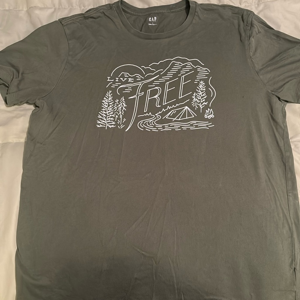 Men’s Large Gap Live Free T Shirt